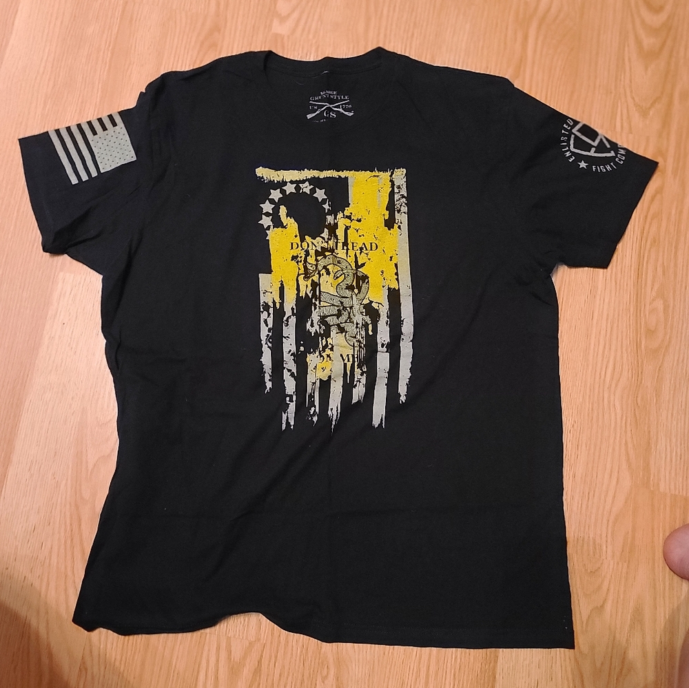 BNWOT Men's Black Grunt Style T-shirt Don't Tread on Me XL
